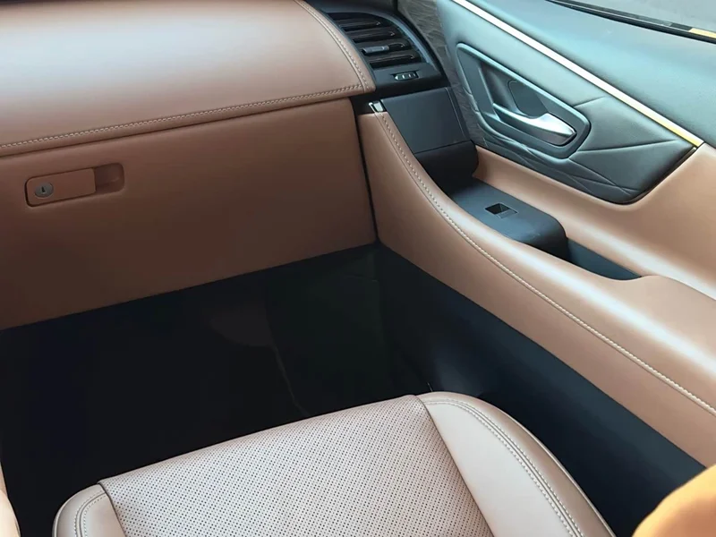 Toyota Vellfire — фото 5