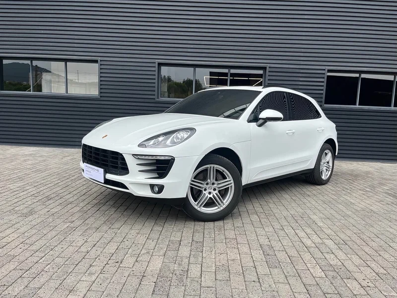 Porsche Macan — фото 1
