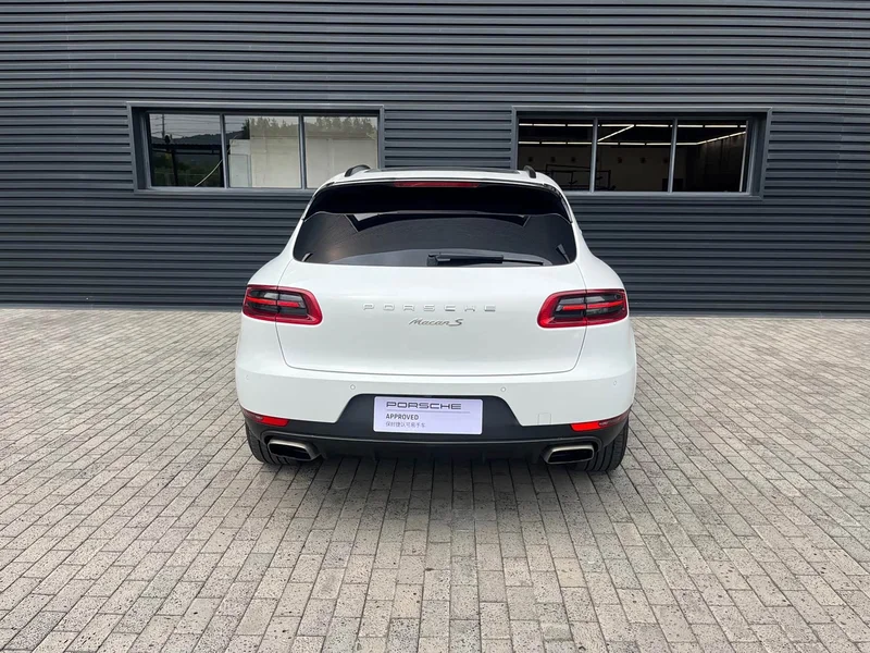 Porsche Macan — фото 5