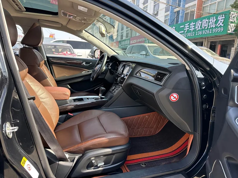 Hongqi H7 — фото 12