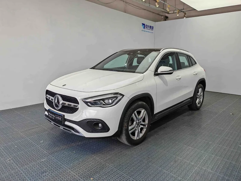 Mercedes-Benz GLA — фото 1