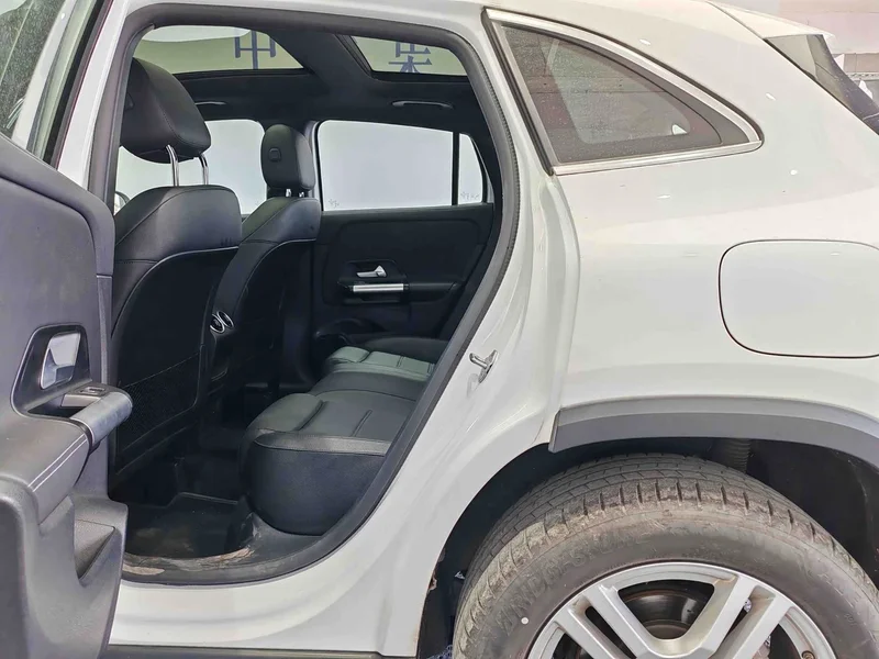 Mercedes-Benz GLA — фото 12