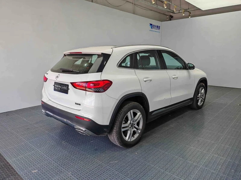 Mercedes-Benz GLA — фото 6
