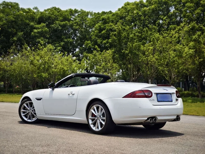 Jaguar XK — фото 5