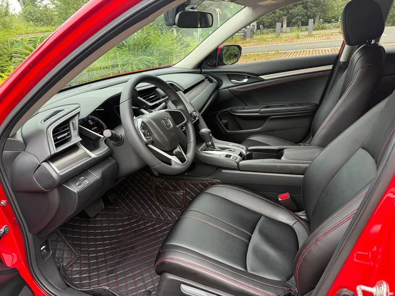 Honda Civic — фото 4