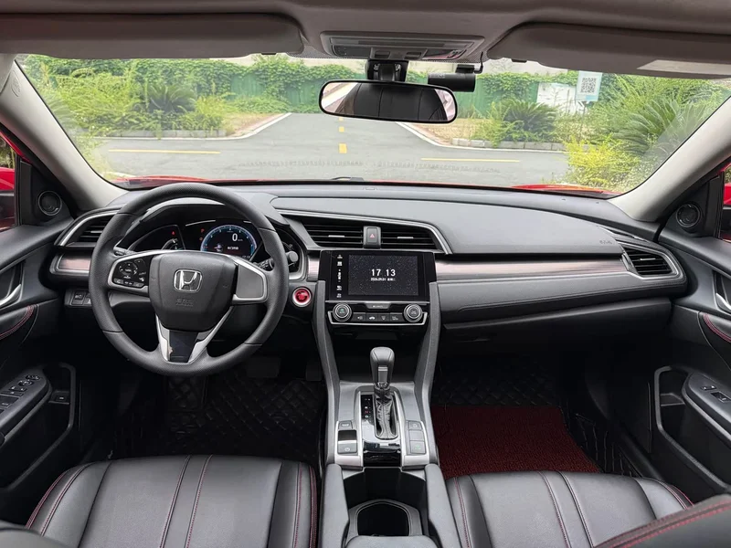 Honda Civic — фото 5