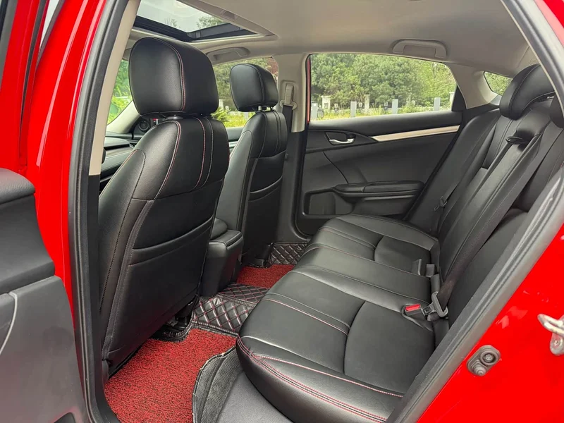 Honda Civic — фото 6