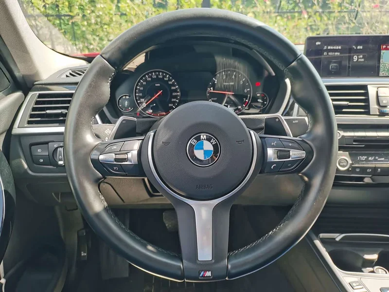BMW 3-Series — фото 13