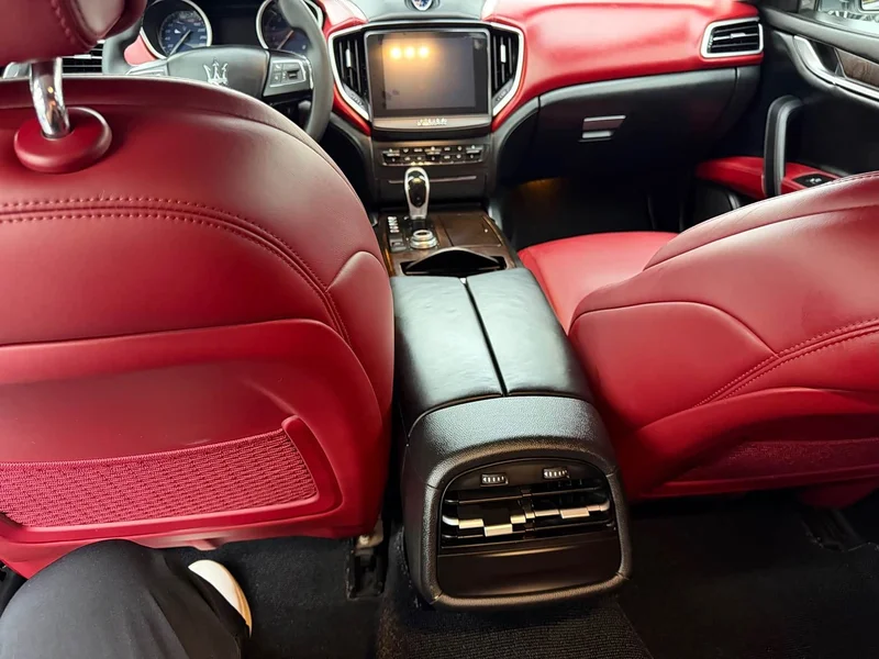 Maserati Ghibli — фото 13
