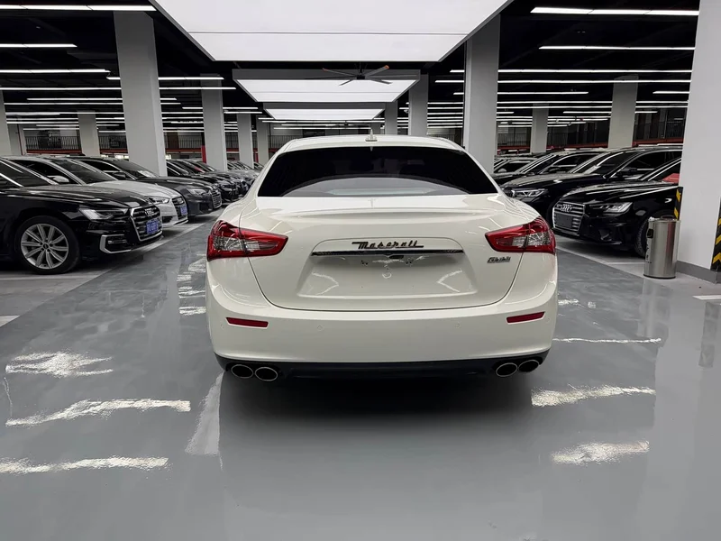 Maserati Ghibli — фото 20