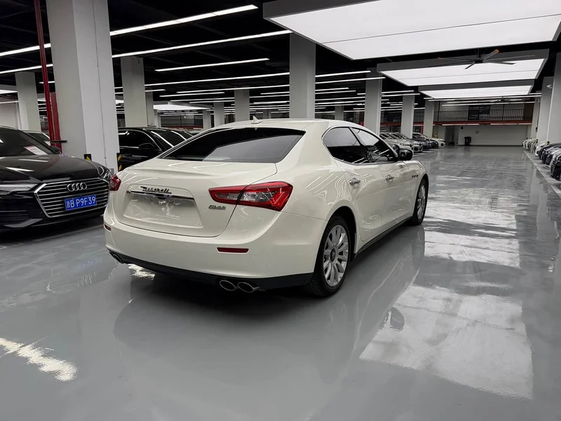 Maserati Ghibli — фото 21