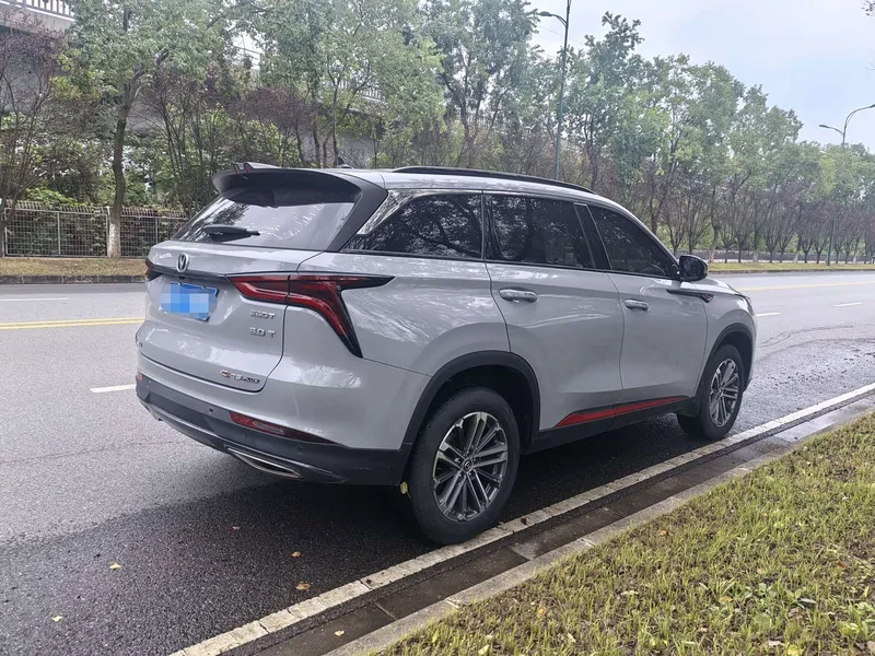 Changan CS75PLUS — фото 10