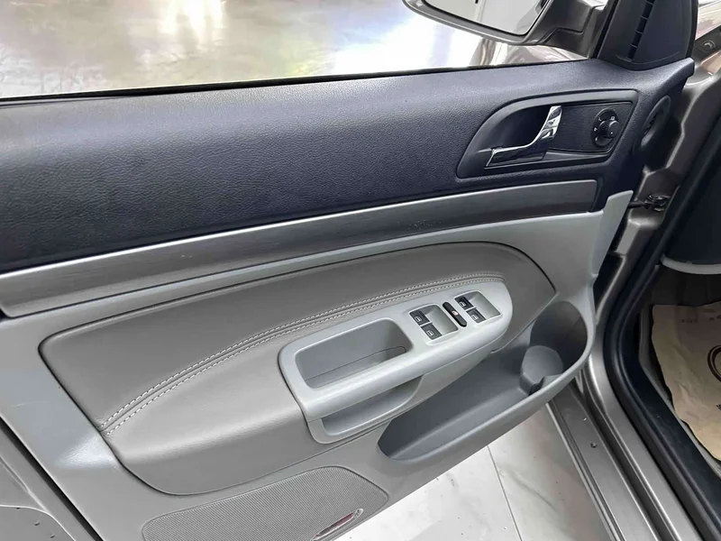 Volkswagen Octavia — фото 6