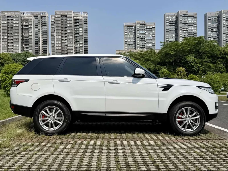 Land Rover Range Rover — фото 17