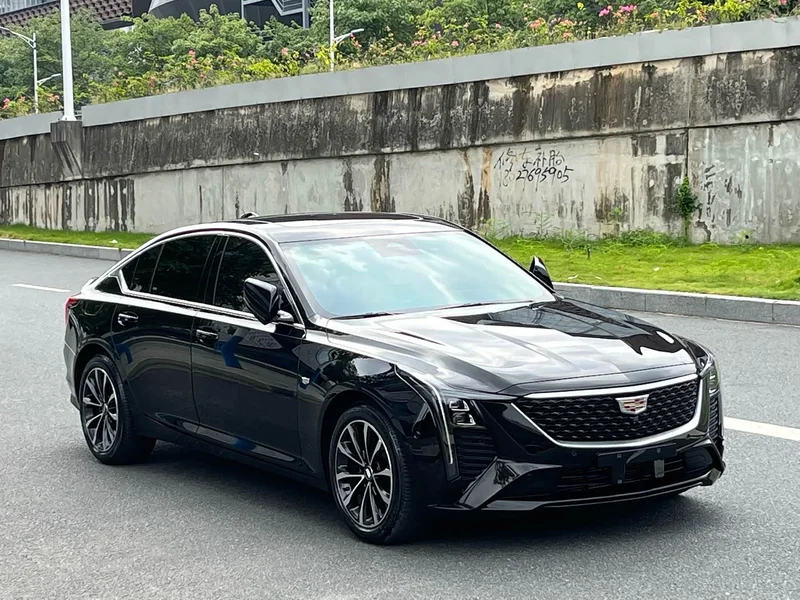 Cadillac CT5 — фото 2