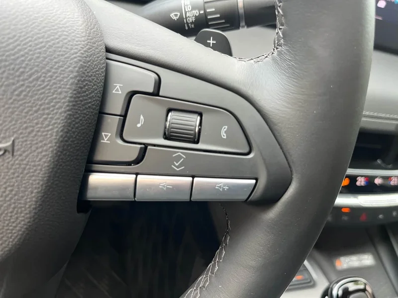 Cadillac CT5 — фото 34
