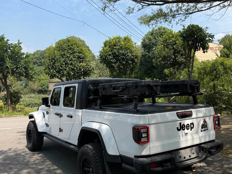 Jeep Gladiator — фото 7