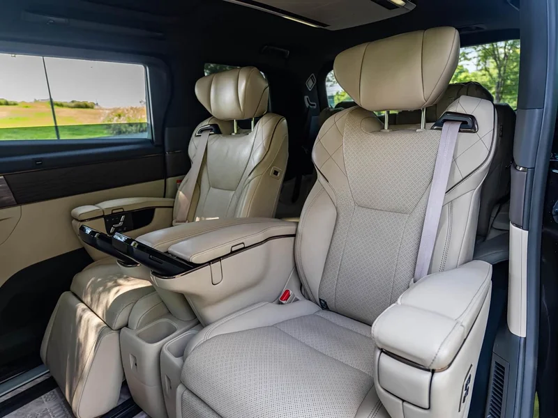 Toyota Vellfire — фото 9