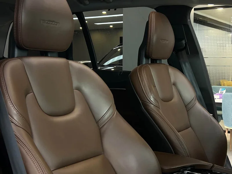 Volvo XC90 — фото 13