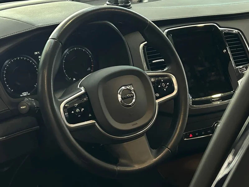 Volvo XC90 — фото 7
