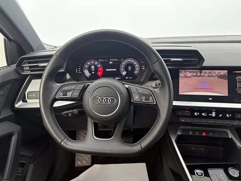 Audi A3 — фото 12