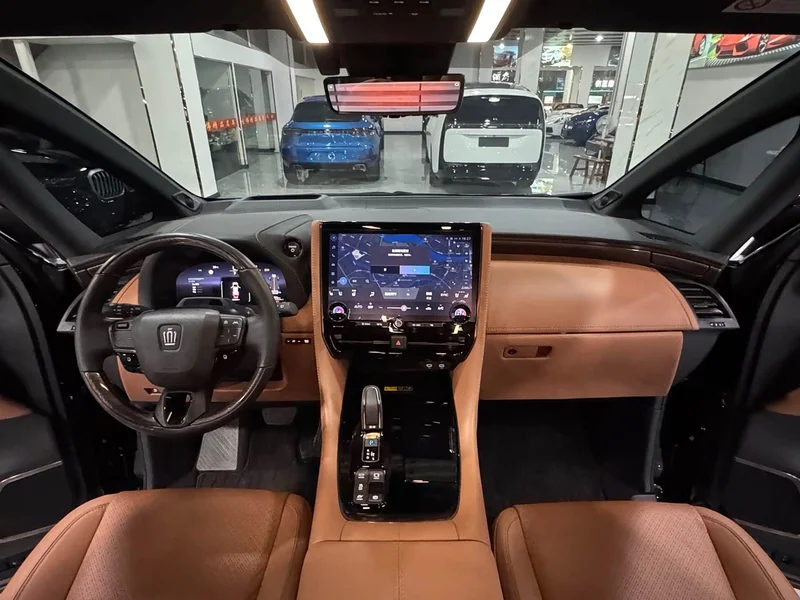Toyota Vellfire — фото 8