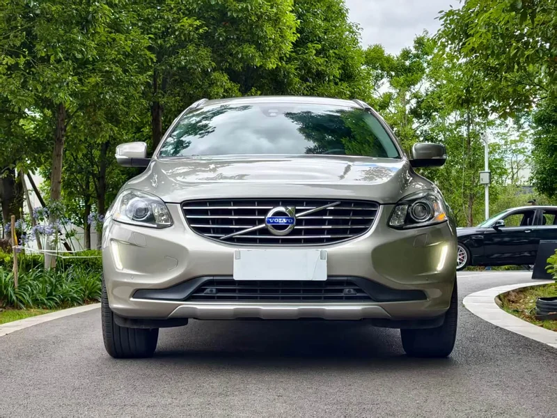Volvo XC60 (Imported) — фото 2