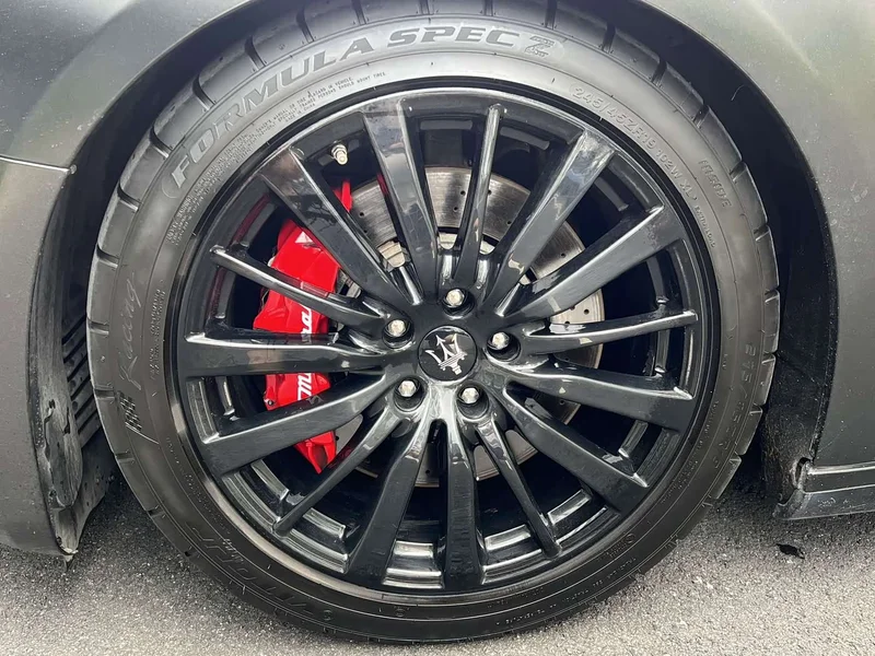 Maserati Ghibli — фото 16