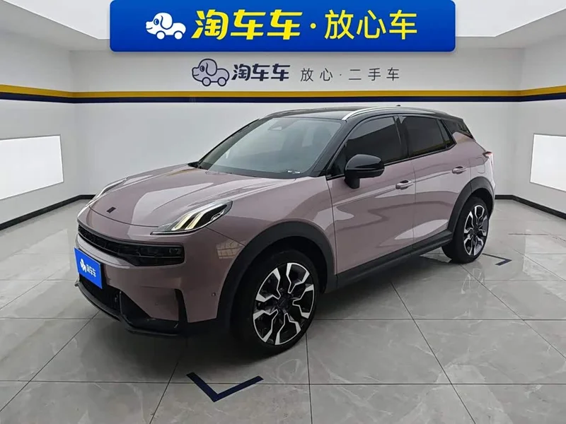 Lynk & Co 06