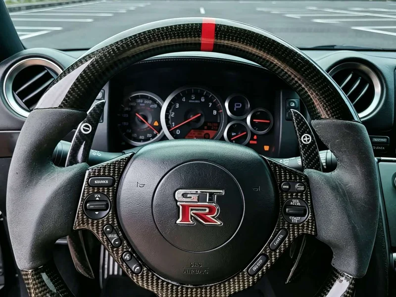 Nissan GT-R — фото 6