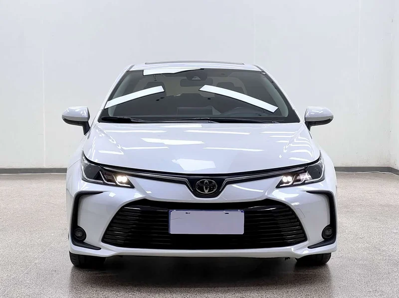 Toyota Corolla — фото 2