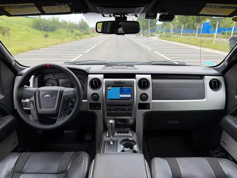 Ford F-150 Raptor — фото 6