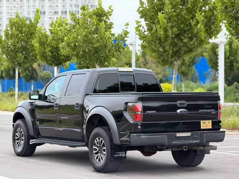 Ford F-150 Raptor — фото 10