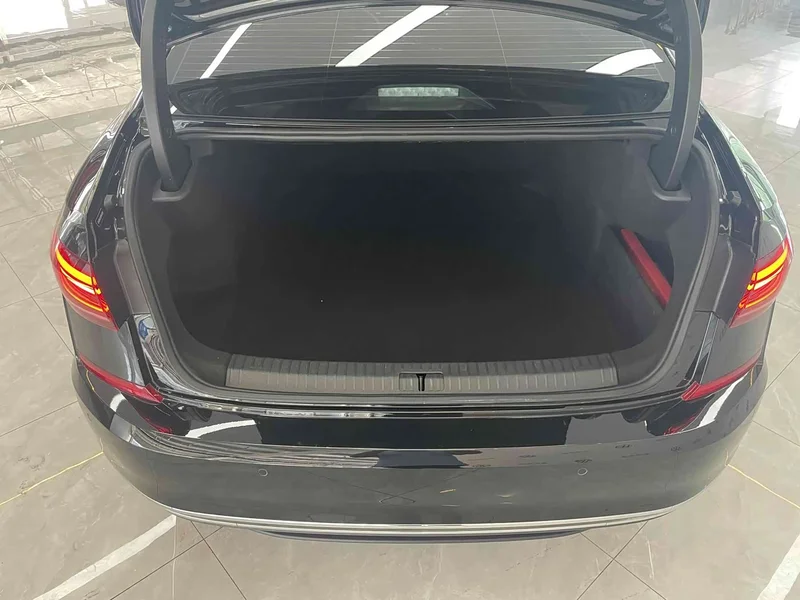 Volkswagen Passat — фото 12