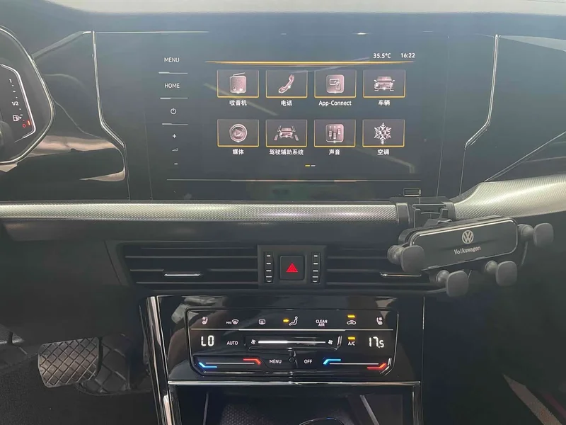 Volkswagen Passat — фото 5