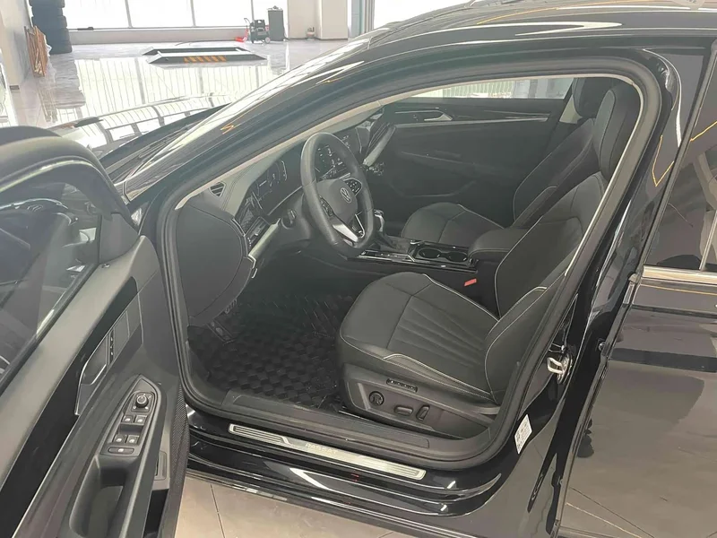 Volkswagen Passat — фото 9