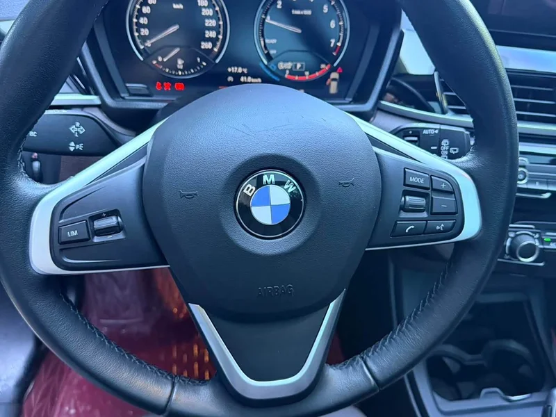 BMW X1 — фото 15