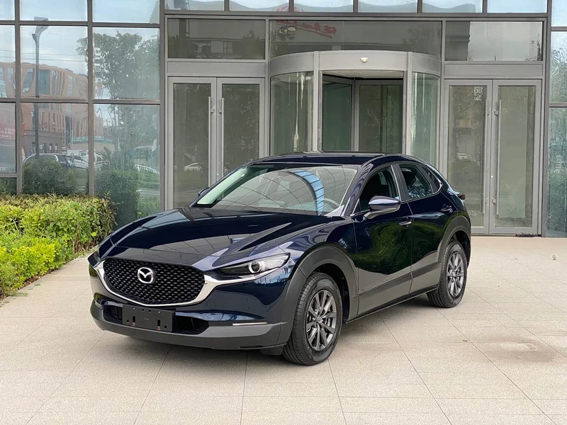 Mazda CX-30 — фото 1