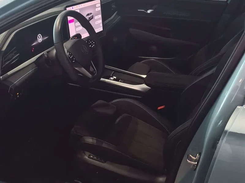 Volkswagen Passat — фото 12