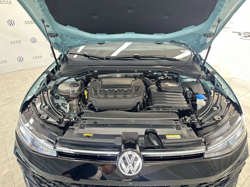 Volkswagen Passat — фото 14