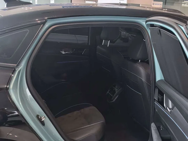 Volkswagen Passat — фото 9