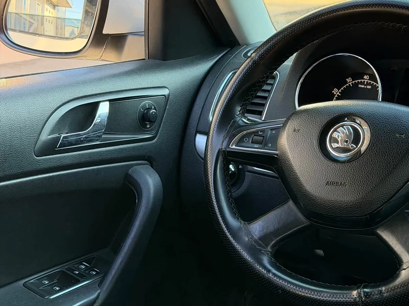 Skoda Yeti — фото 14