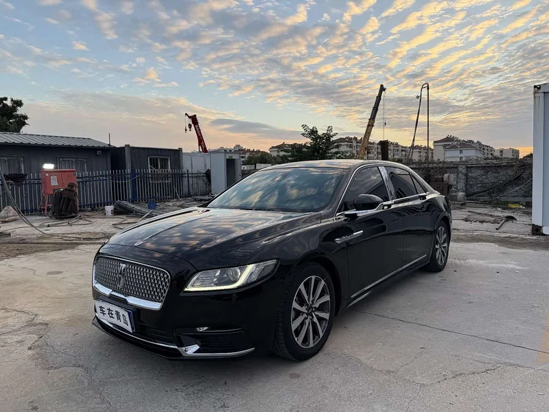 Lincoln Continental — фото 1