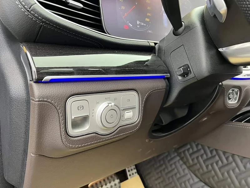 Mercedes-Benz GLS — фото 38
