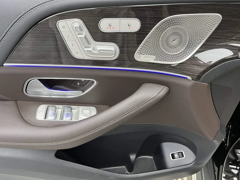 Mercedes-Benz GLS — фото 47
