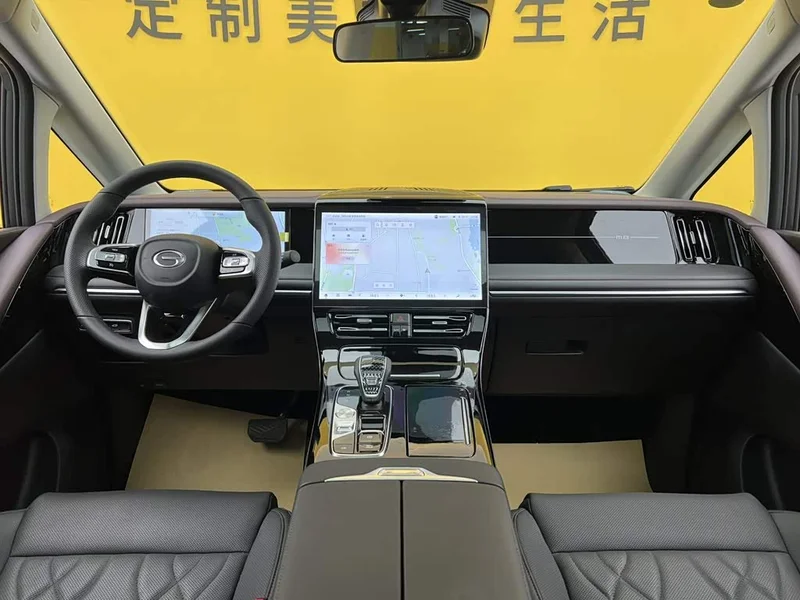 GAC Trumpchi M8 — фото 30