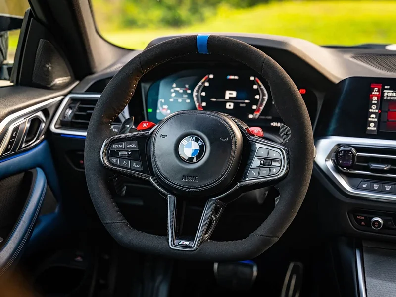 BMW M4 — фото 12
