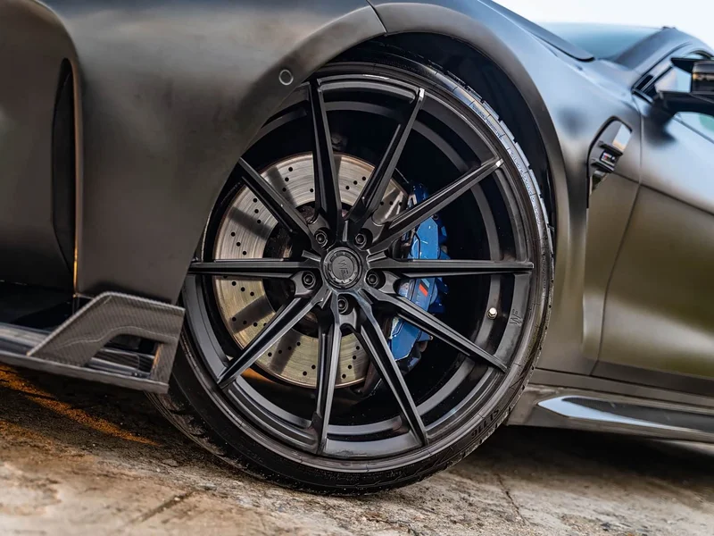 BMW M4 — фото 5