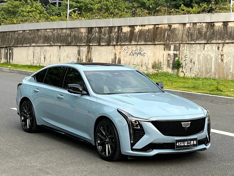 Cadillac CT5 — фото 2