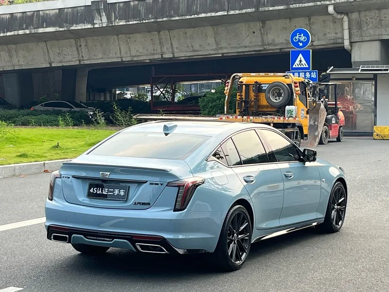Cadillac CT5 — фото 5